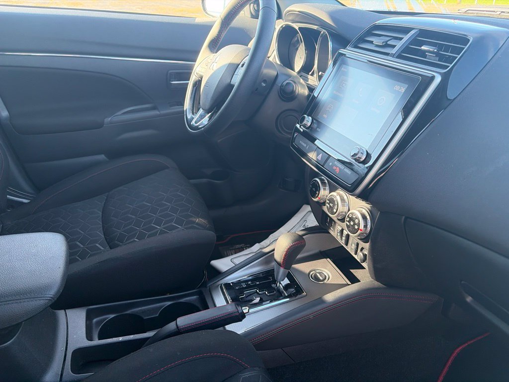 Used 2024 Mitsubishi Outlander Sport Ralliart AWD/4WD image 11
