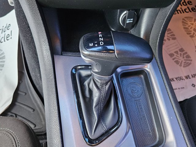 Used 2022 Dodge Charger R/T w/ Blacktop Package RWD image 12