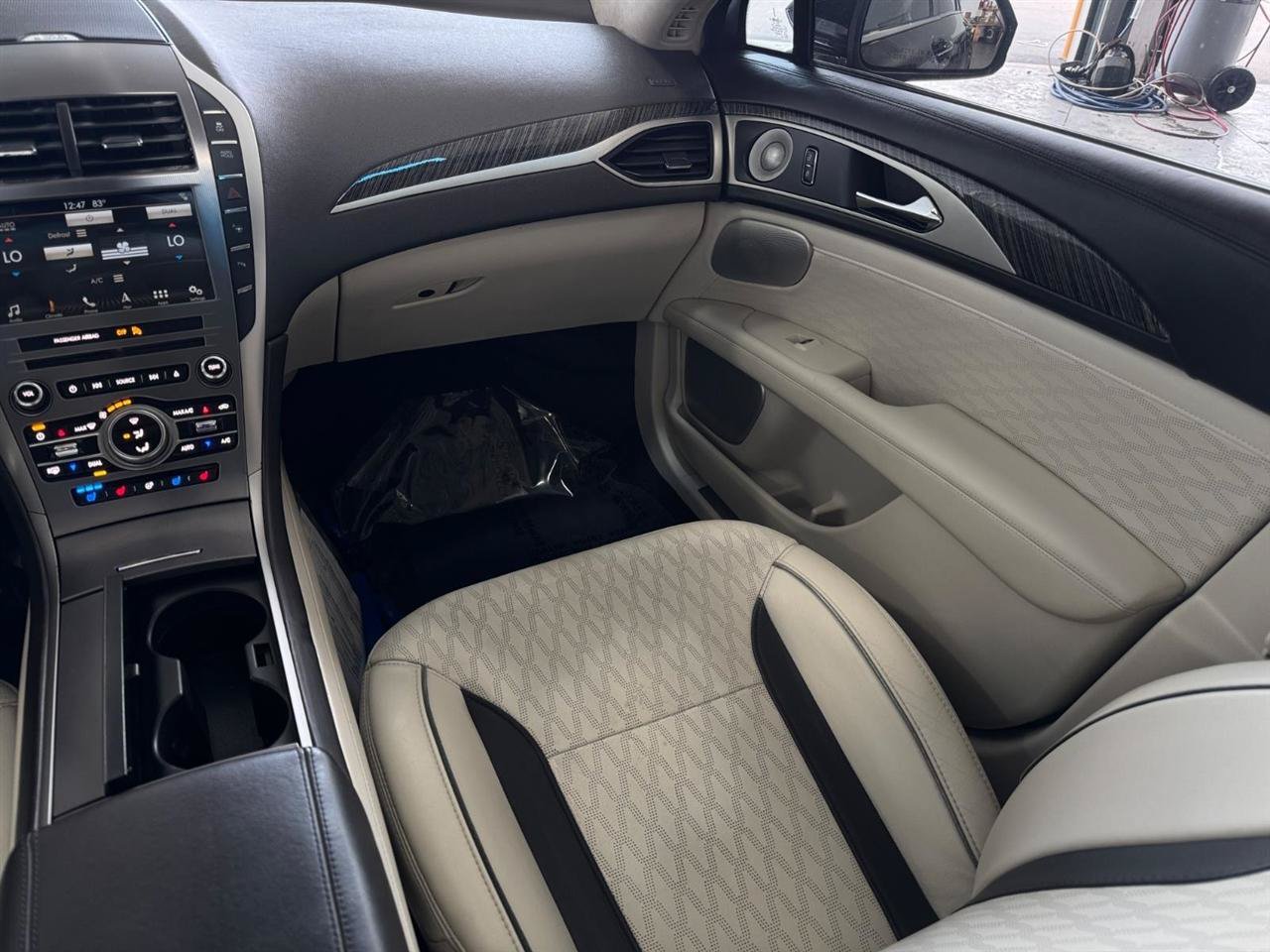 Used 2018 Lincoln MKZ Black Label w/ Technology Package AWD/4WD image 6