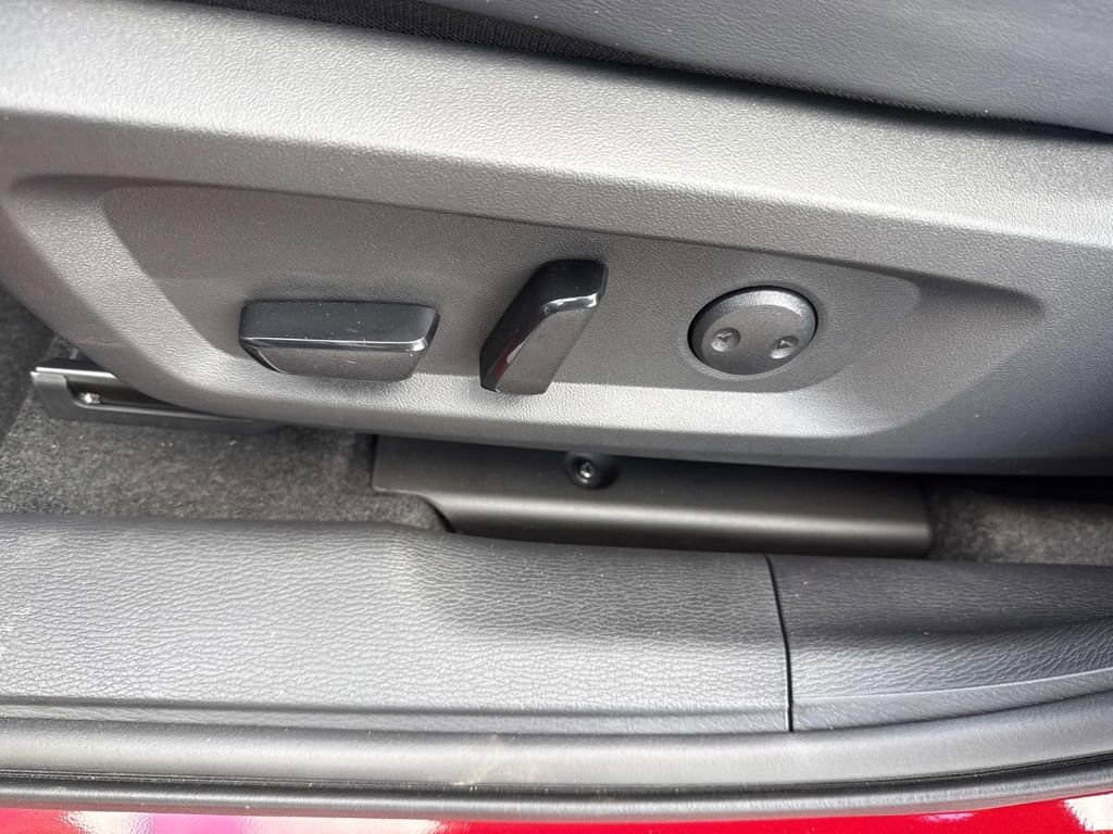 New 2026 Mitsubishi Outlander SE image 24