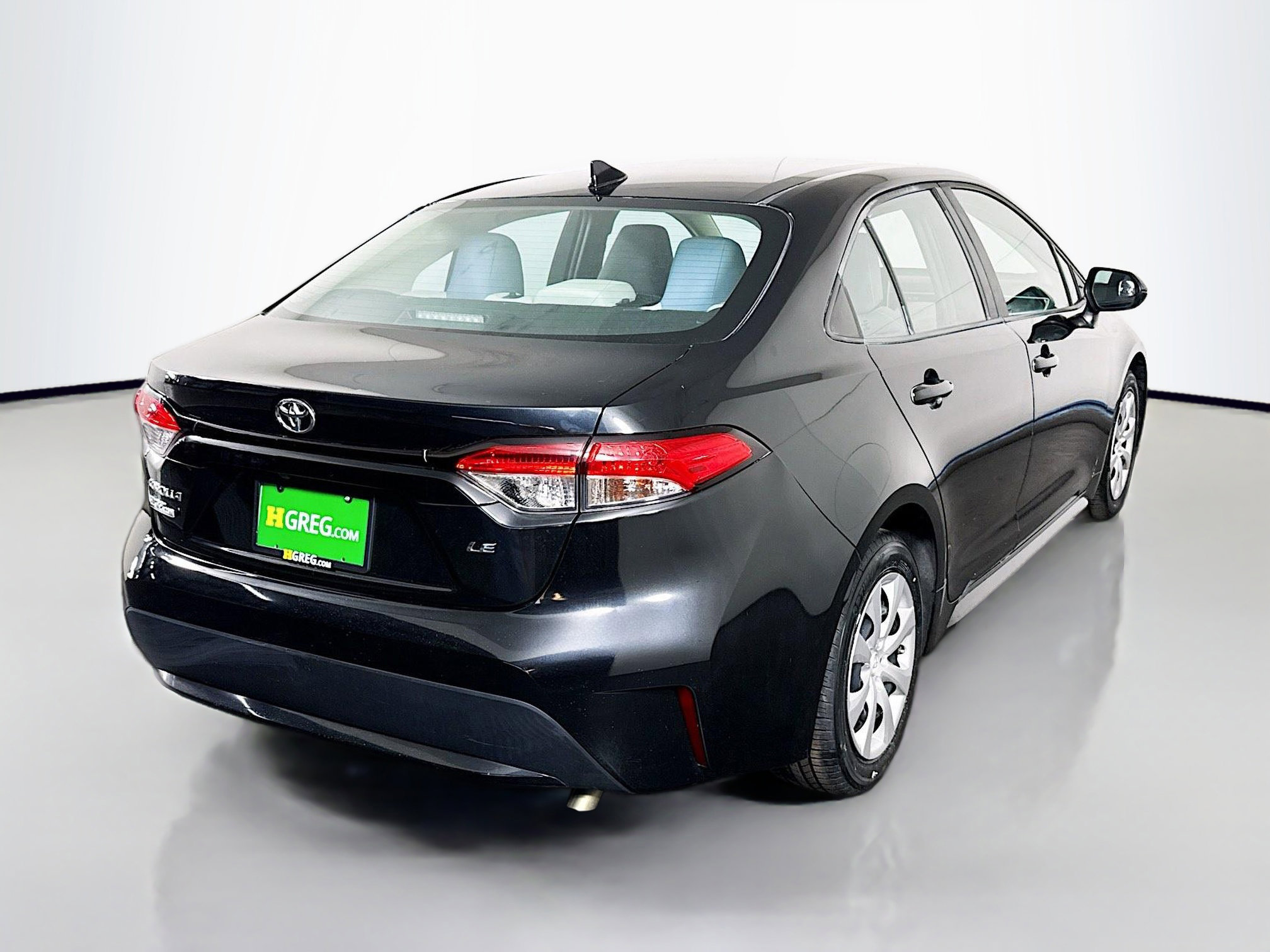 Used 2020 Toyota Corolla LE image 10
