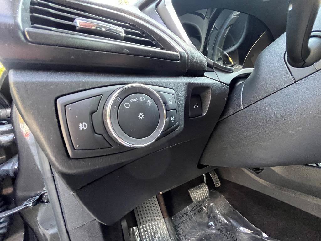 Used 2019 Ford Fusion Titanium AWD/4WD image 14