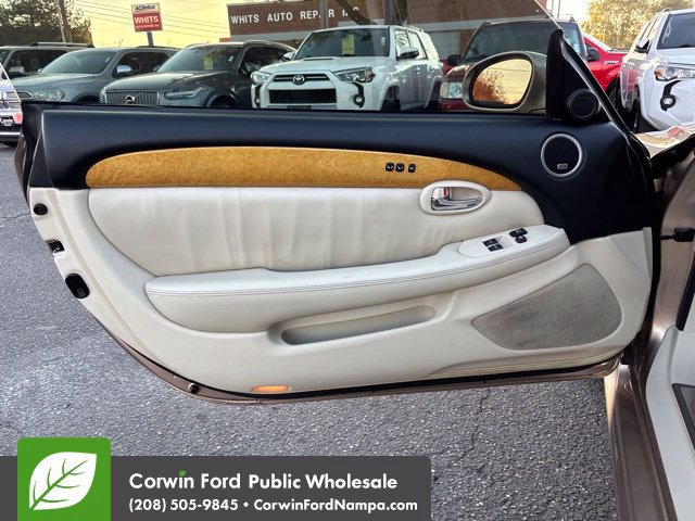 Used 2005 Lexus SC 430 Convertible RWD image 12
