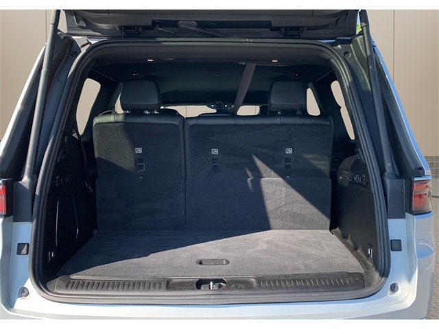 Used 2024 Jeep Wagoneer Series II w/ Flexible Seating Group image 10