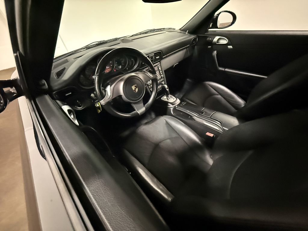 Used 2009 Porsche 911 Carrera RWD image 57