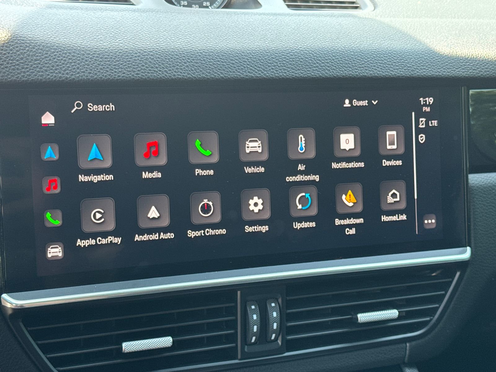 Used 2022 Porsche Cayenne S image 30