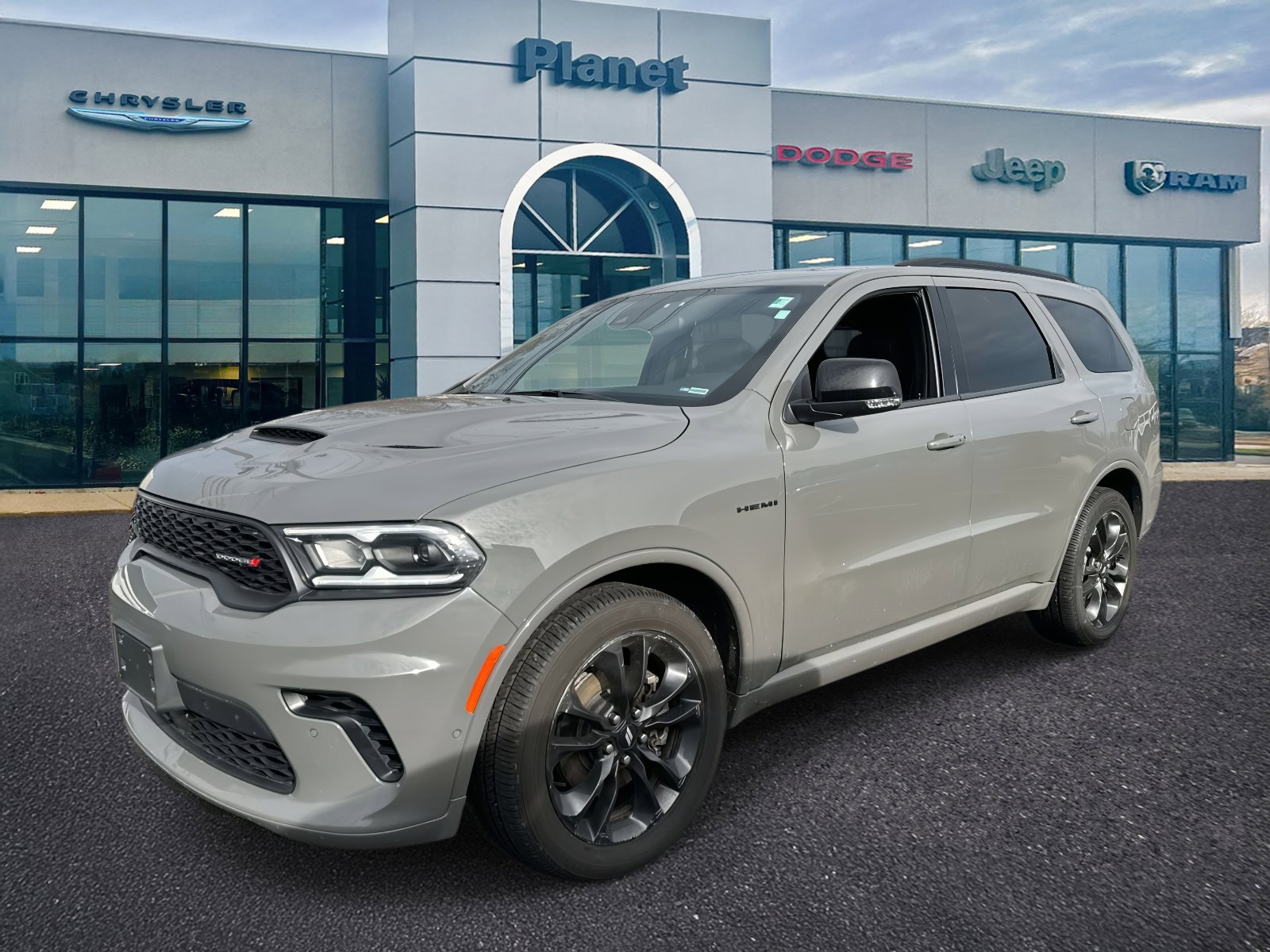 Used 2025 Dodge Durango R/T image 4