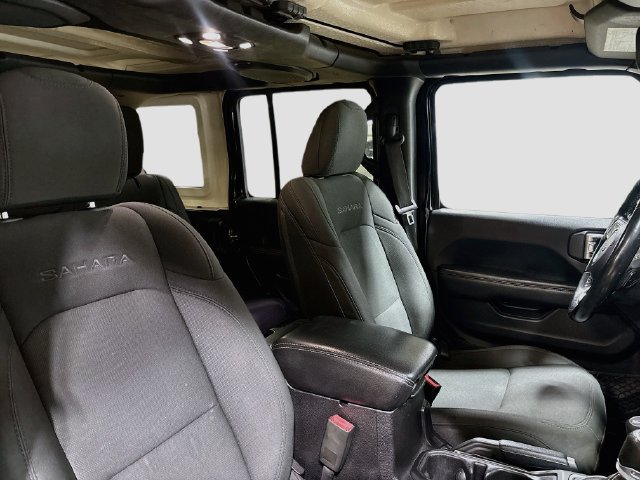 Used 2020 Jeep Wrangler Unlimited Sahara AWD/4WD image 22