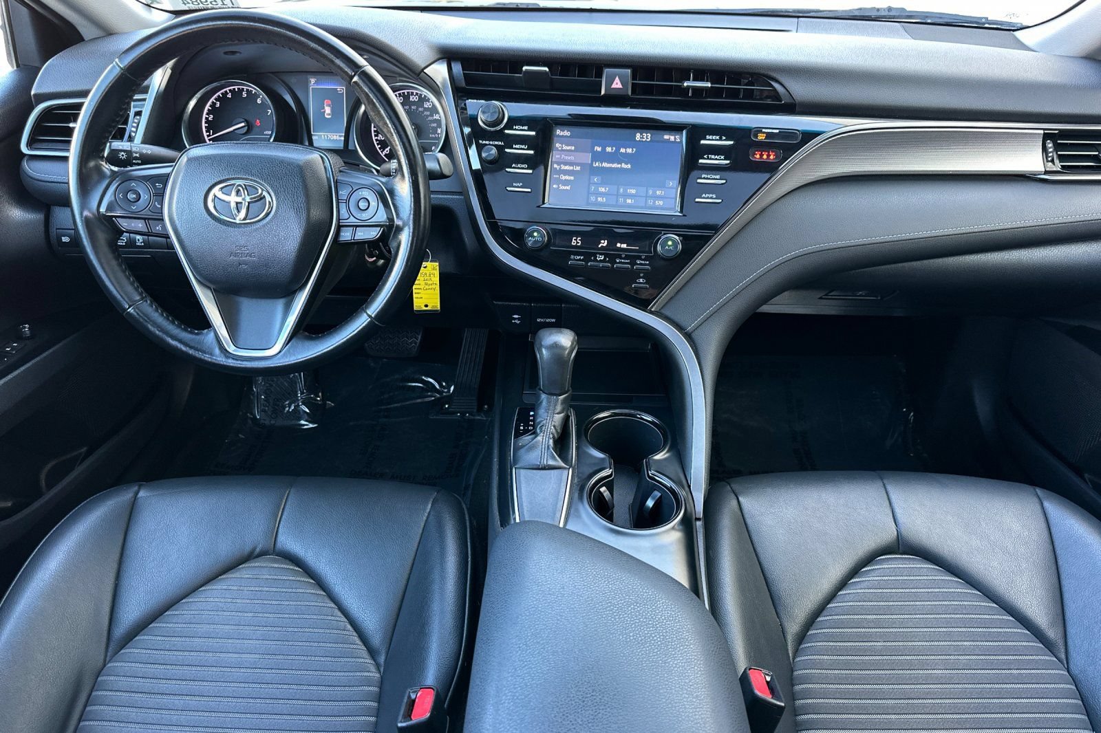 Used 2019 Toyota Camry SE FWD image 16