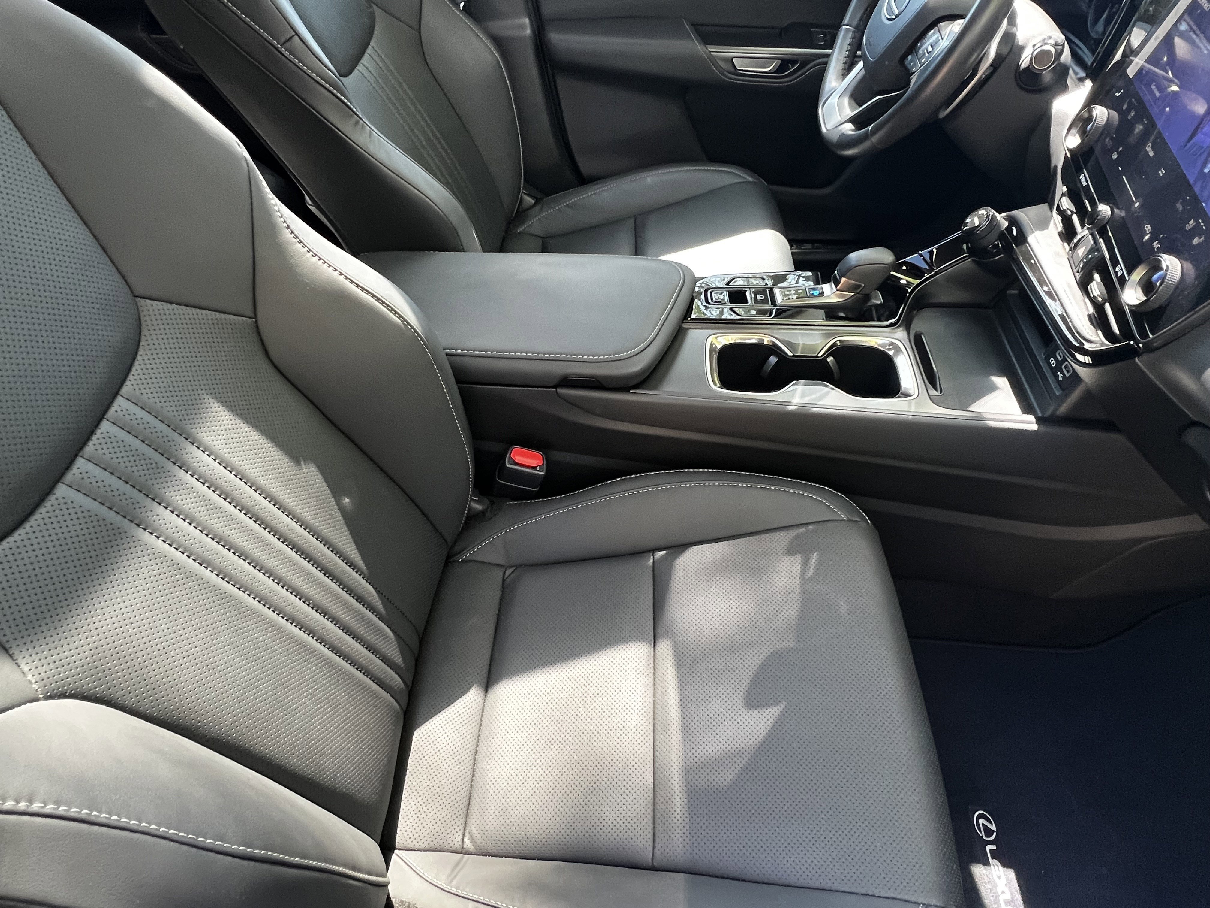 Used 2024 Lexus NX 350h AWD w/ Cold Area Package image 43
