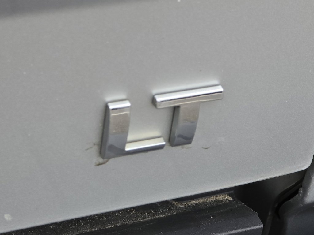 Used 2018 Chevrolet Silverado 1500 LT w/ All Star Edition image 27