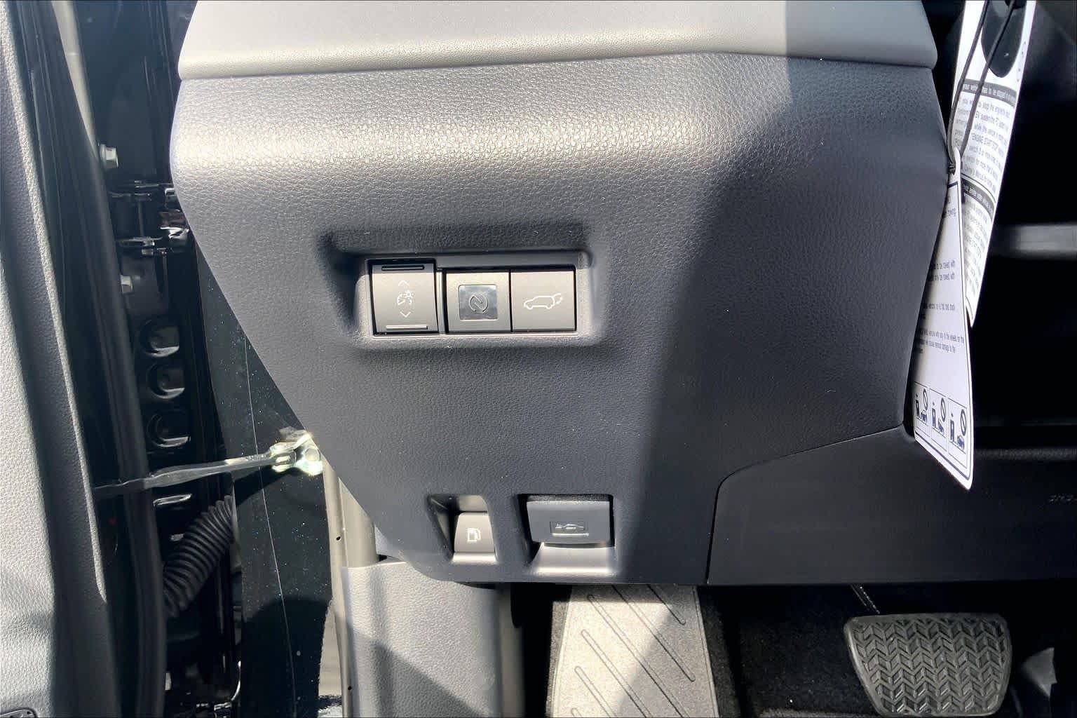 New 2026 Toyota RAV4 XSE AWD/4WD image 20