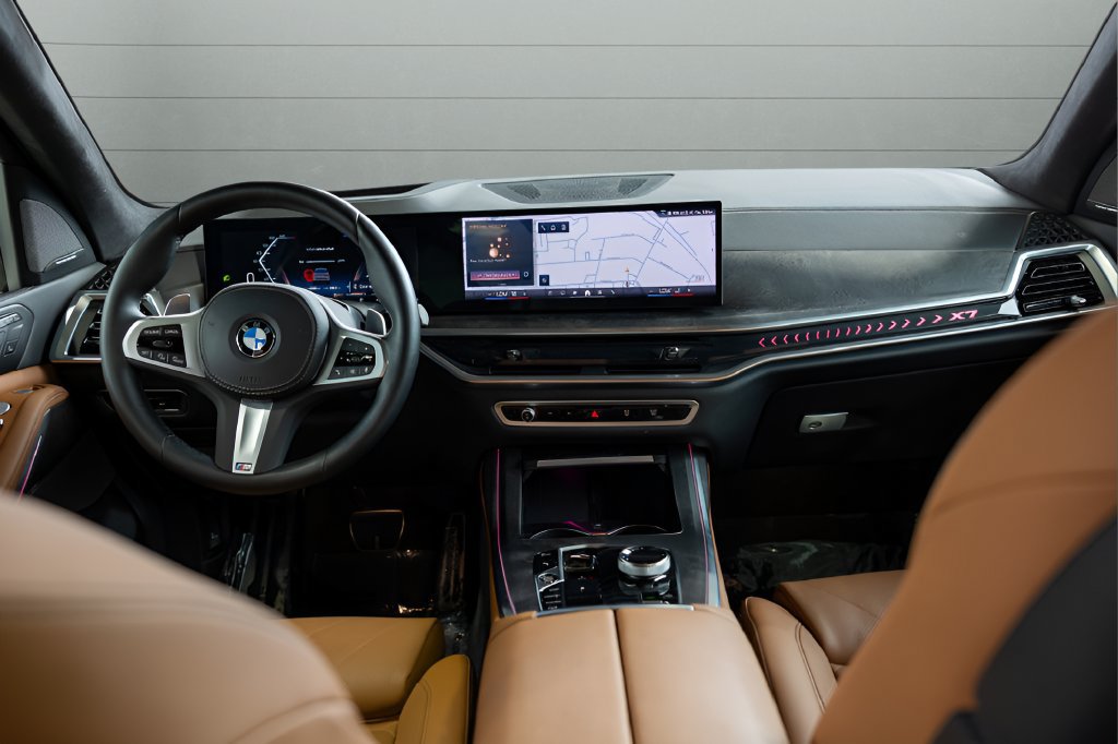 Used 2024 BMW X7 xDrive40i w/ M Sport Package AWD/4WD image 24