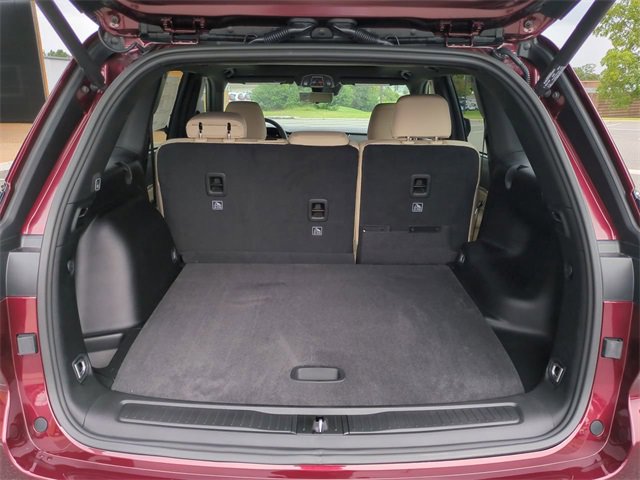 New 2025 Jeep Grand Cherokee Limited w/ Luxury Tech Group II image 13