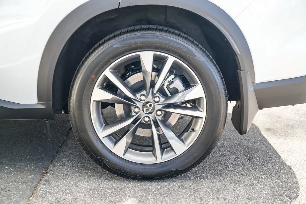 Certified 2026 INFINITI QX60 Pure w/ Cargo Package FWD image 10