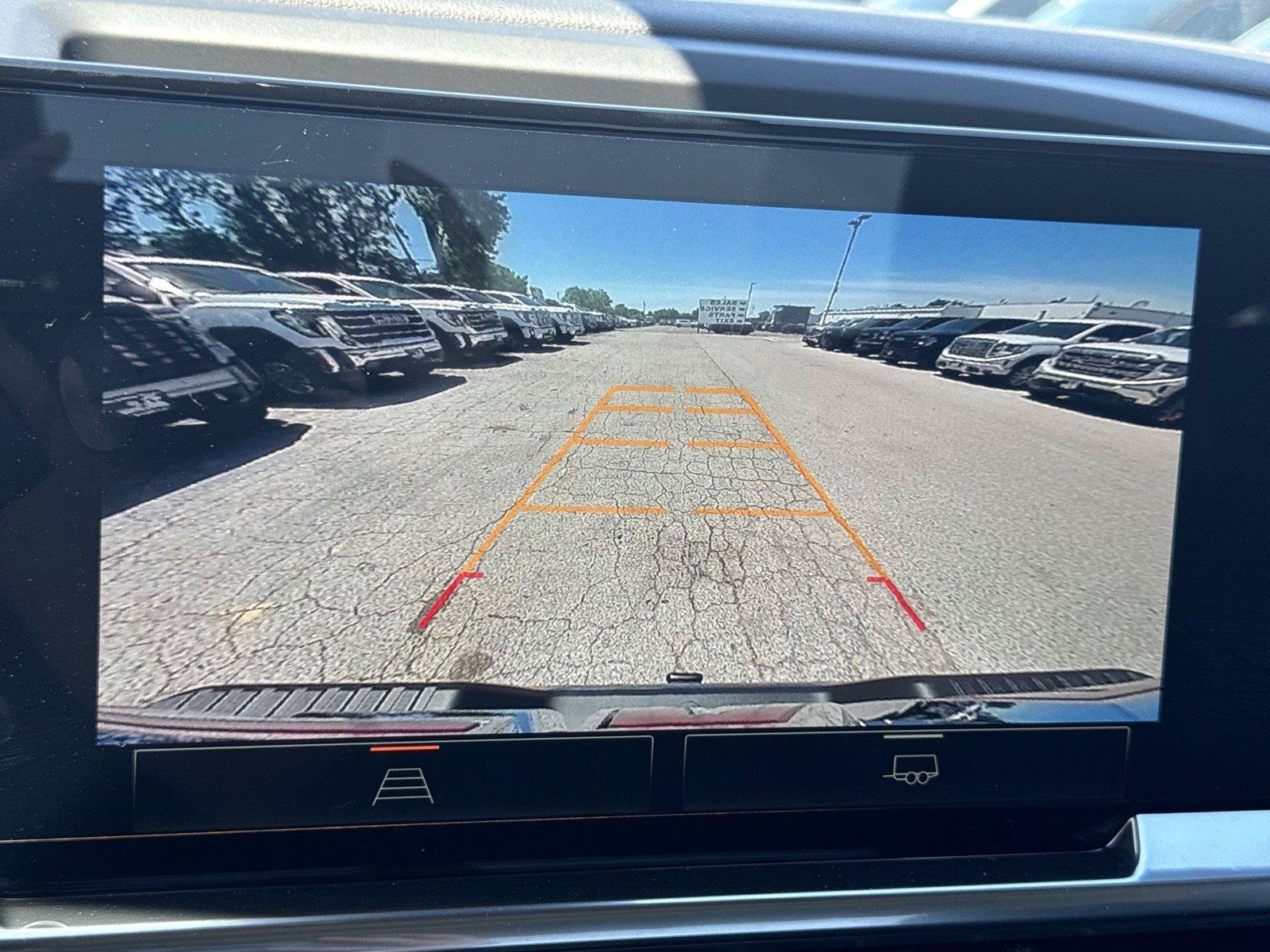 New 2026 GMC Sierra 2500 SLE AWD/4WD image 17