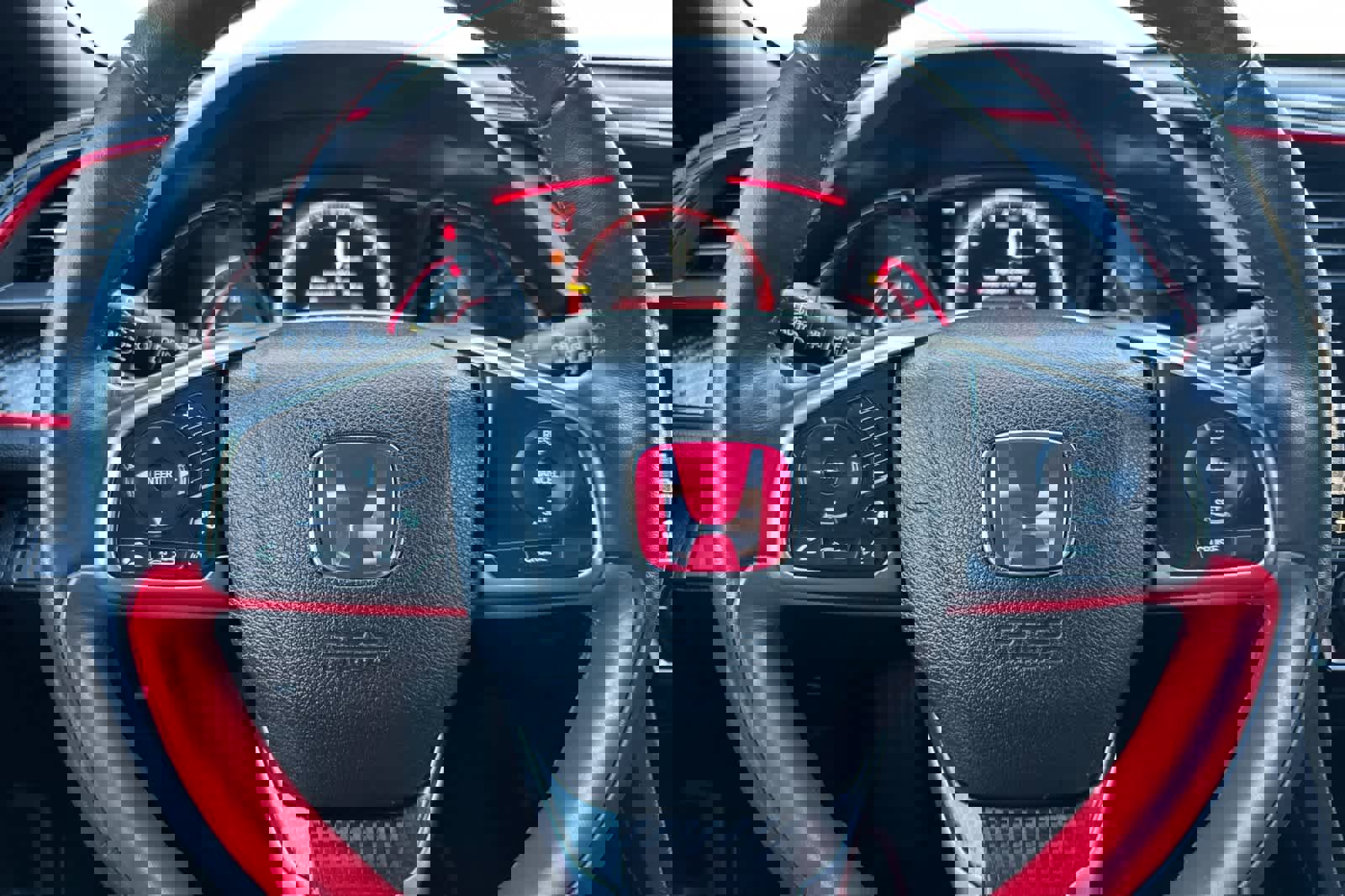 Certified 2018 Honda Civic Type R image 25