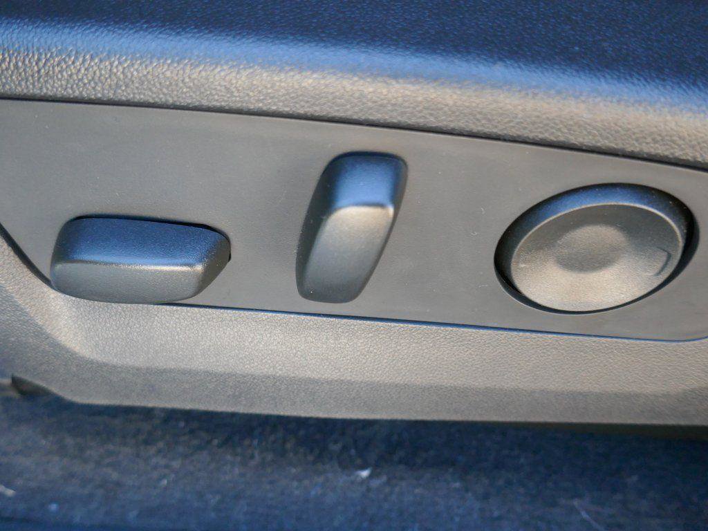 New 2026 GMC Canyon AT4 w/ Technology Plus Package image 13