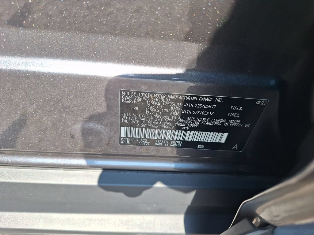 Used 2022 Toyota RAV4 XLE w/ Convenience Package FWD image 29