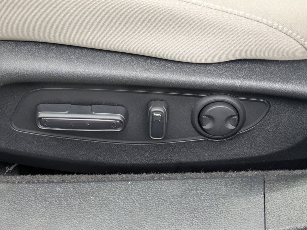 Used 2024 Honda Accord EX image 18