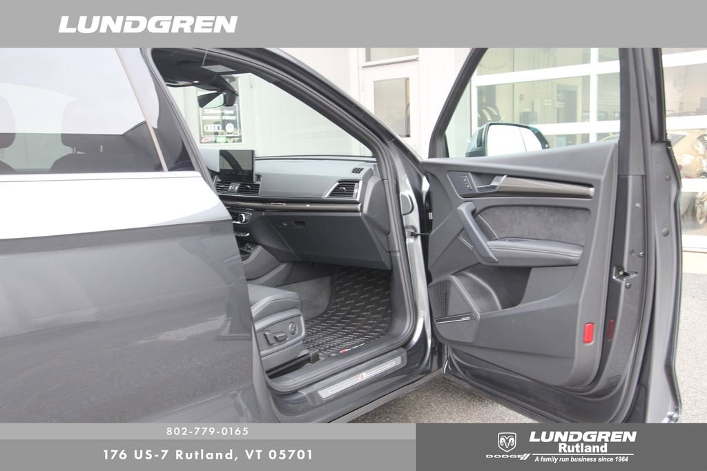 Certified 2024 Audi SQ5 Premium Plus image 8