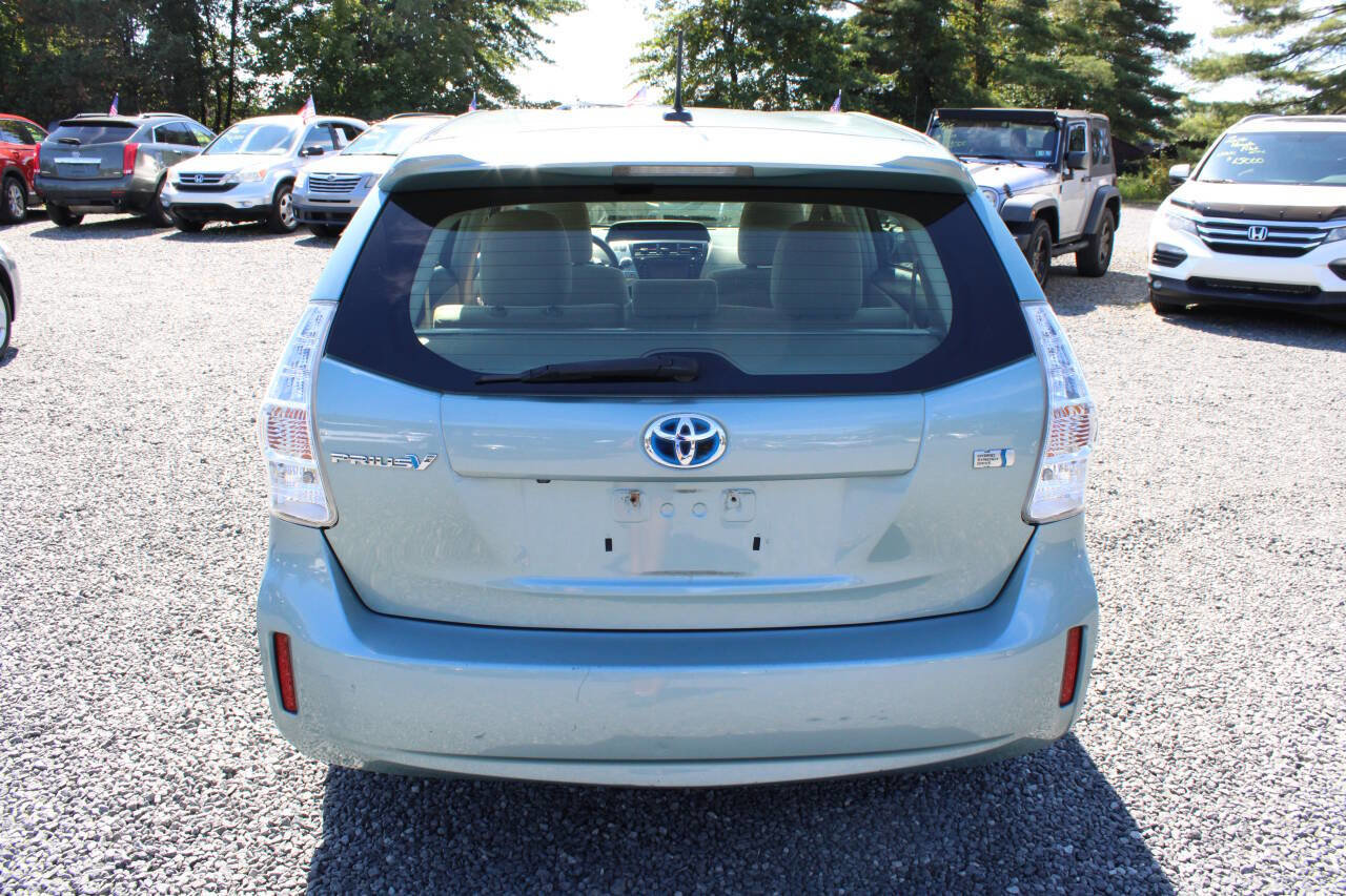 Used 2014 Toyota Prius V Three image 8