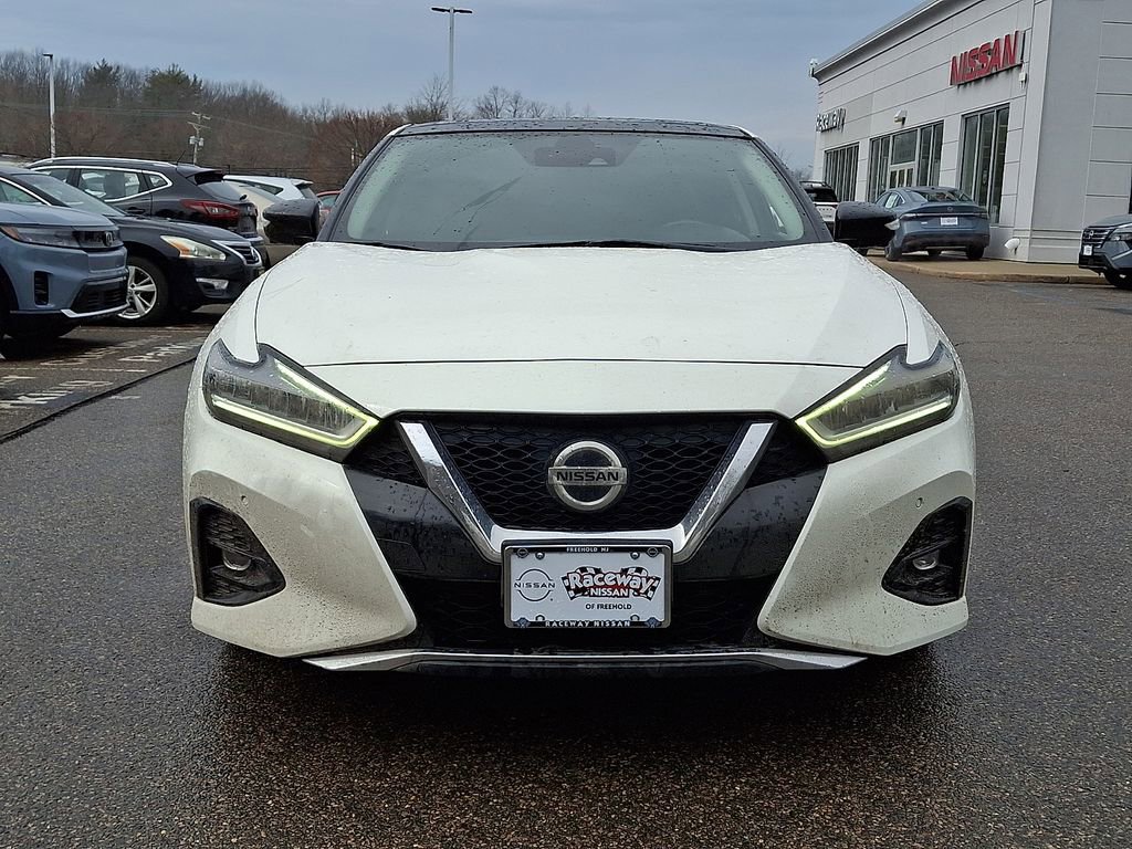 Used 2019 Nissan Maxima Platinum w/ Sport Mat Group FWD image 3