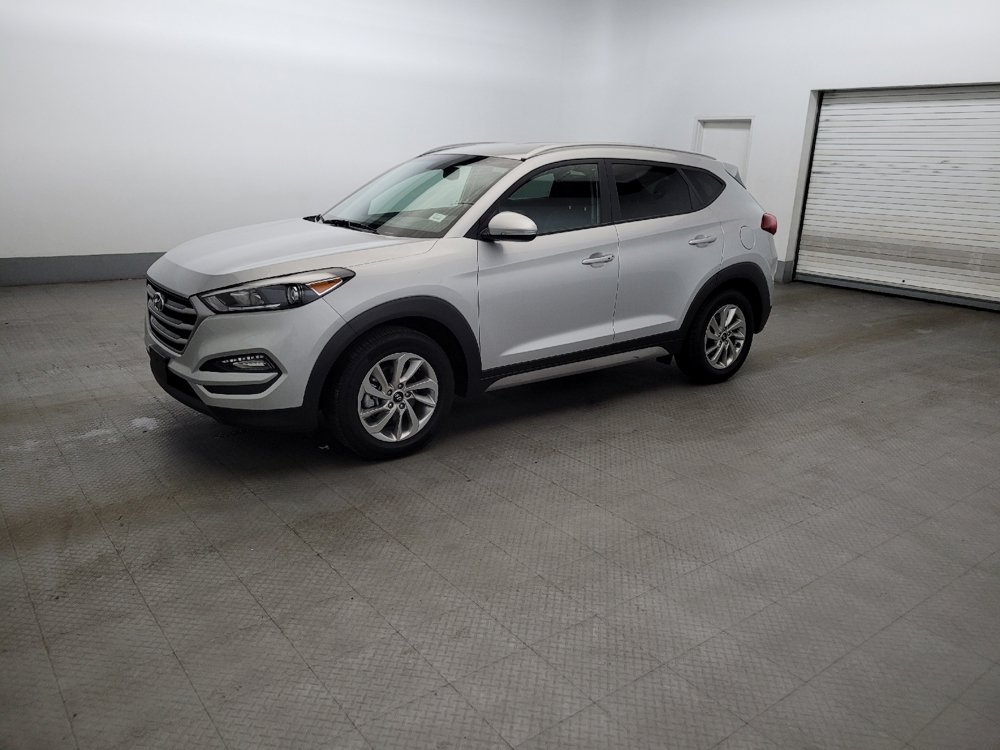 Used 2017 Hyundai Tucson SE Plus AWD/4WD image 2