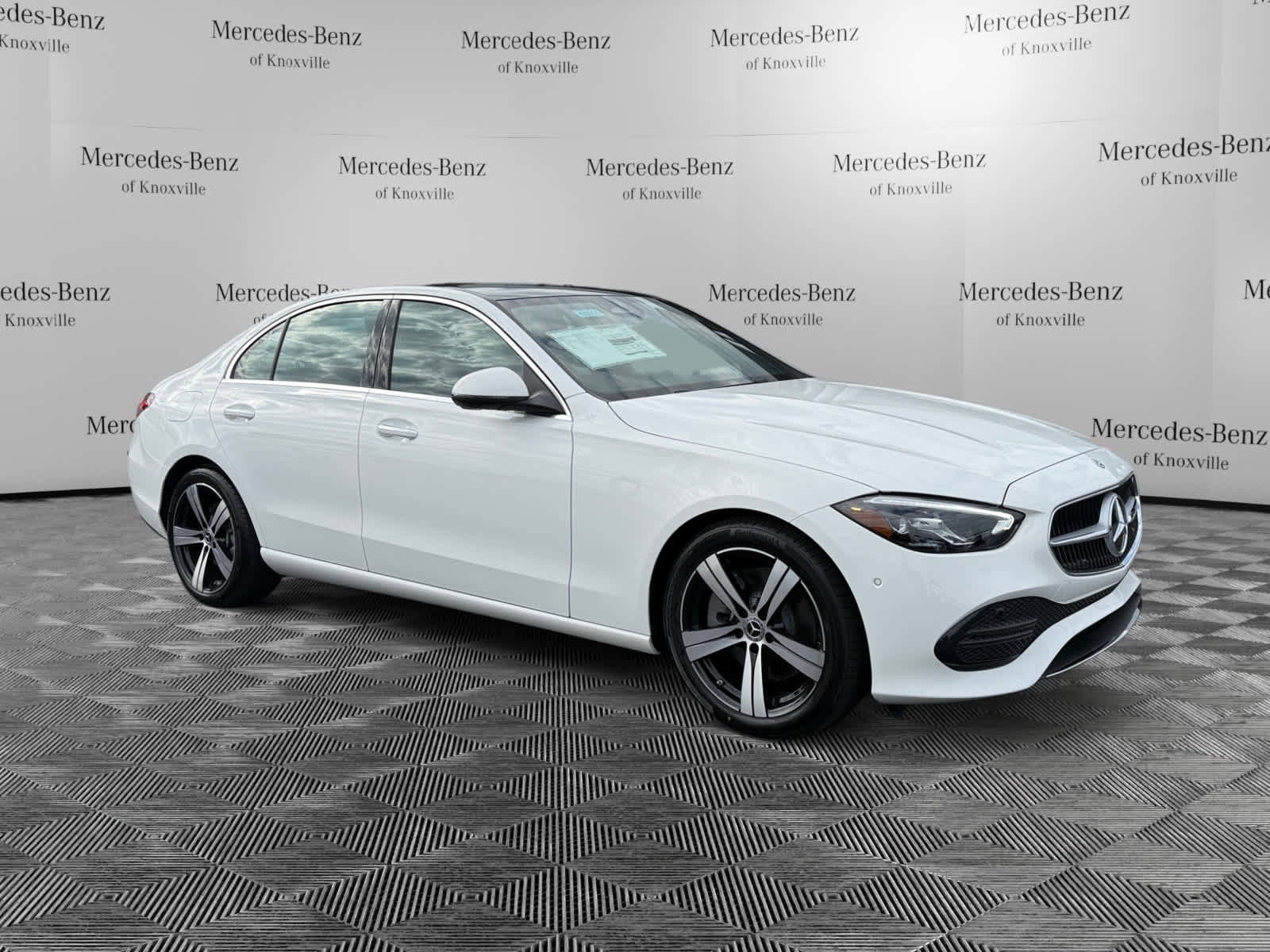 Used 2025 Mercedes-Benz C 300 4MATIC Sedan image 7