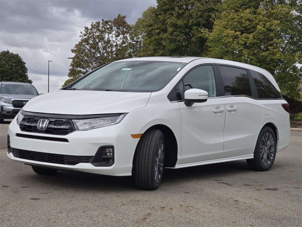 New 2026 Honda Odyssey Elite image 9