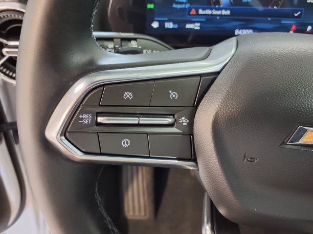 Used 2026 Chevrolet Equinox LT AWD/4WD image 8