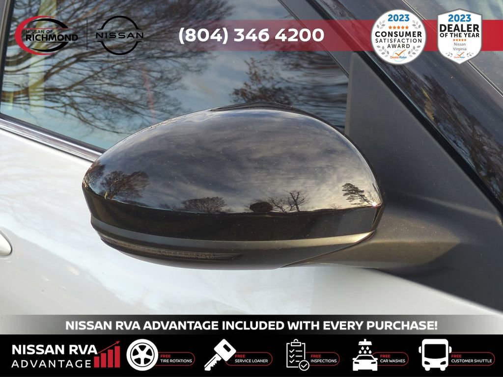 Used 2025 Nissan Sentra SR image 13