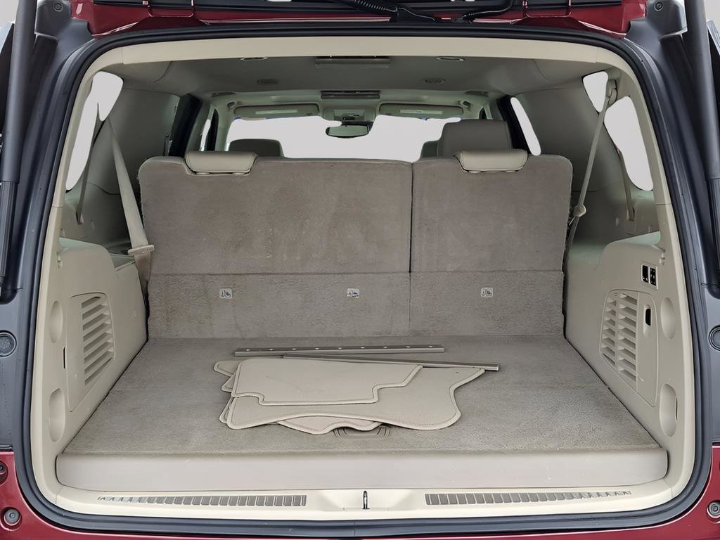 Used 2020 GMC Yukon XL Denali w/ Open Road Package image 28