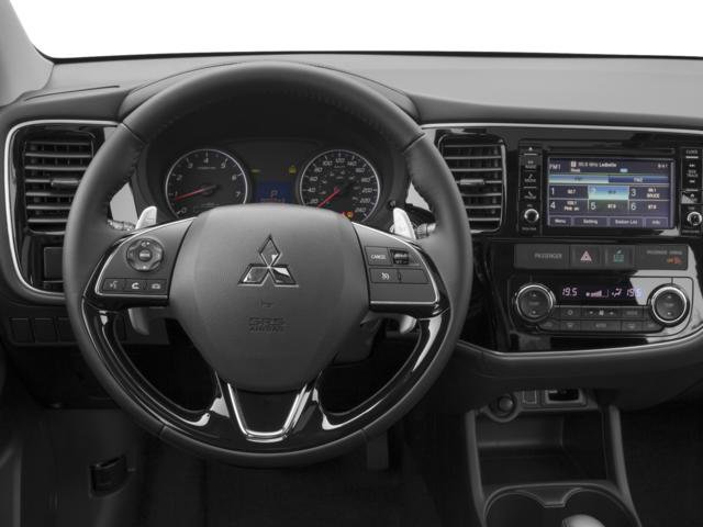 Used 2017 Mitsubishi Outlander SE image 7