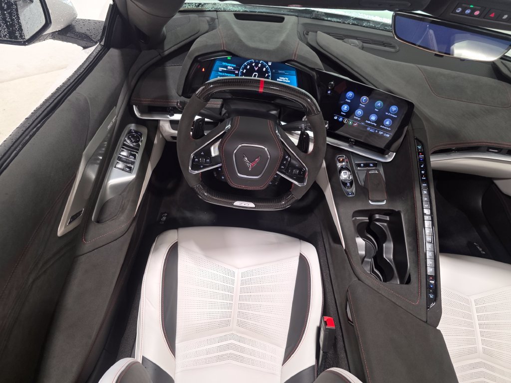 Used 2023 Chevrolet Corvette Z06 RWD image 33