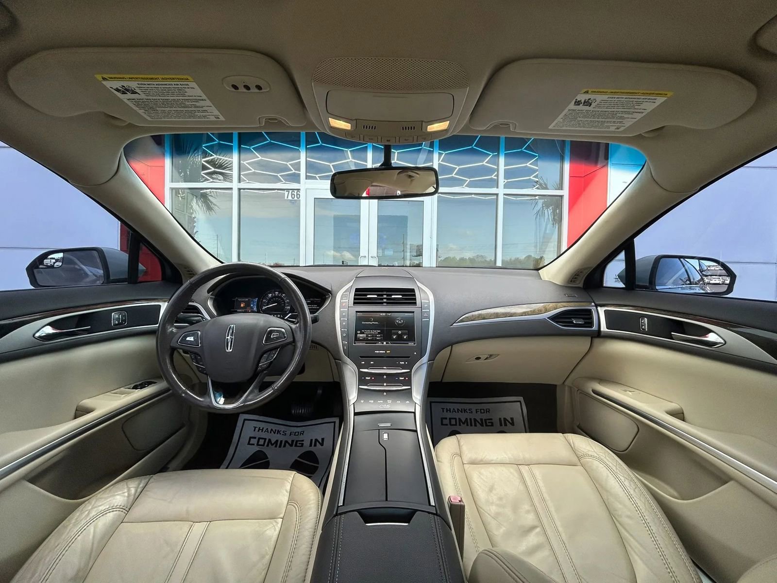 Used 2014 Lincoln MKZ Hybrid image 9