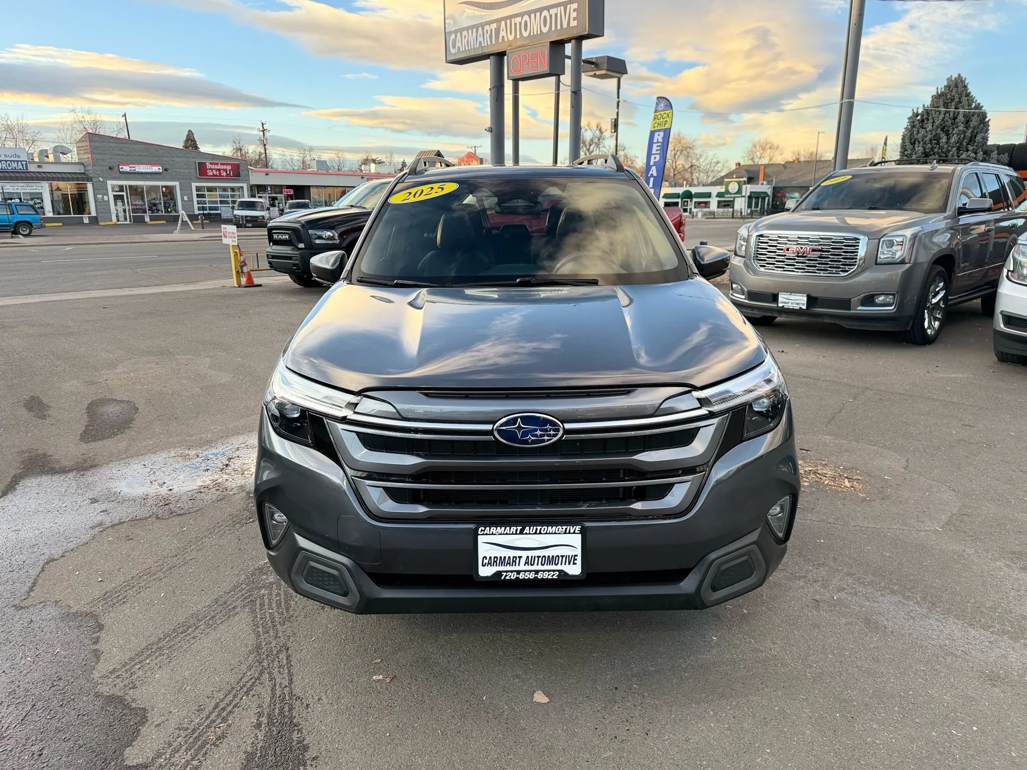 Used 2025 Subaru Forester Limited AWD/4WD image 4