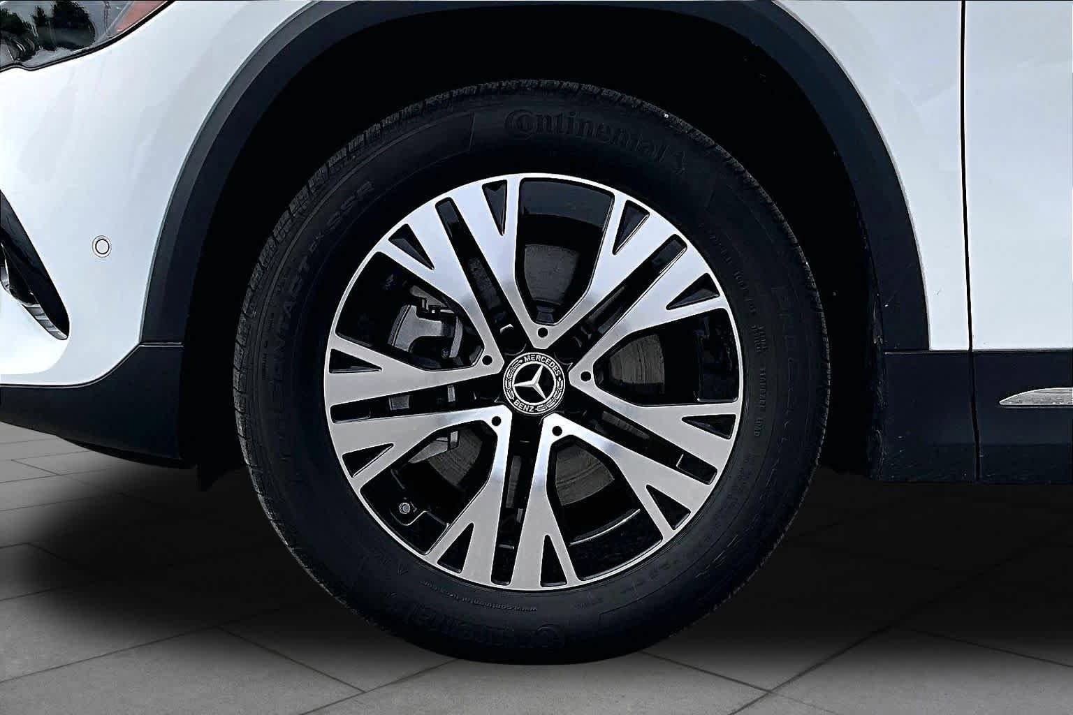 Certified 2025 Mercedes-Benz GLA 250 image 11