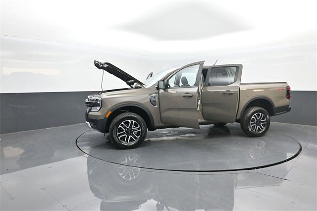 New 2025 Ford Ranger Lariat w/ FX4 Off-Road Package image 35
