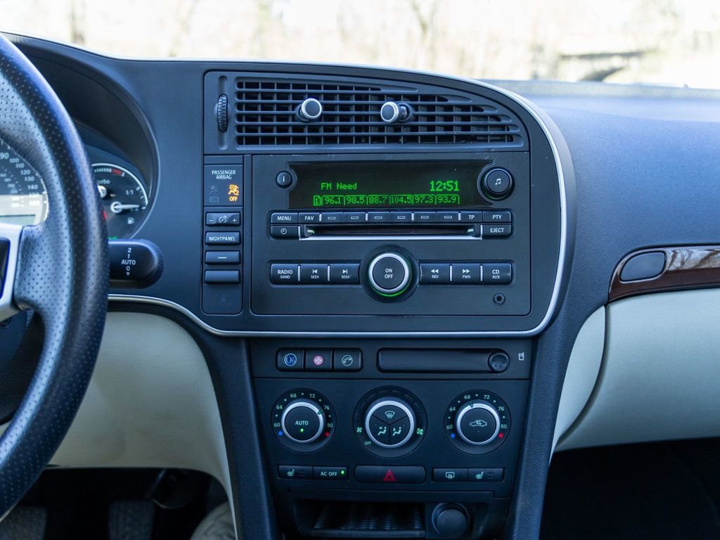 Used 2008 Saab 9-3 2.0T w/ Moonroof Package image 30