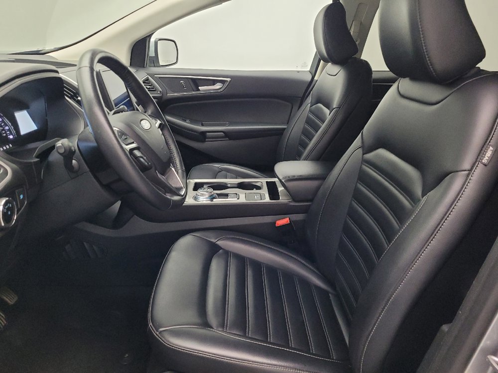 Used 2024 Ford Edge SEL image 17