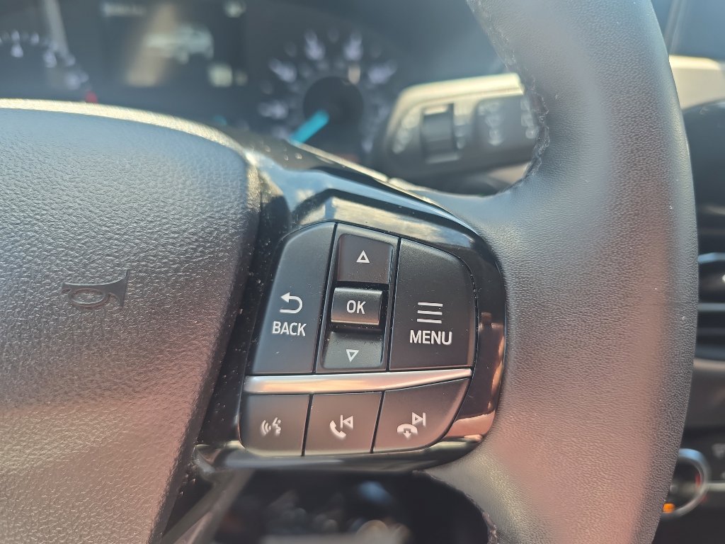 Used 2022 Ford Escape SEL image 19