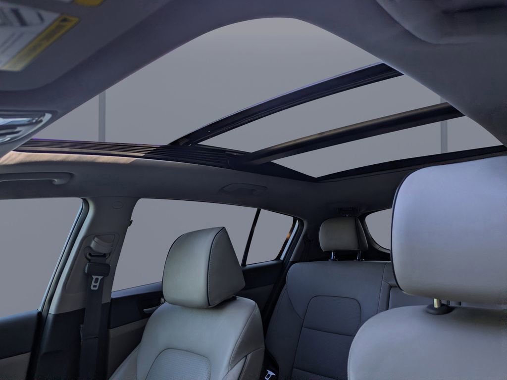 Used 2017 Kia Sportage EX w/ EX Technology Package image 24