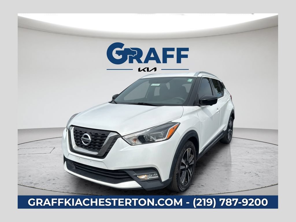 Used 2018 Nissan Kicks SR FWD image 1