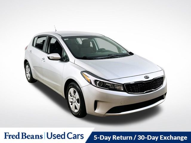 Used 2017 Kia Forte LX image 1