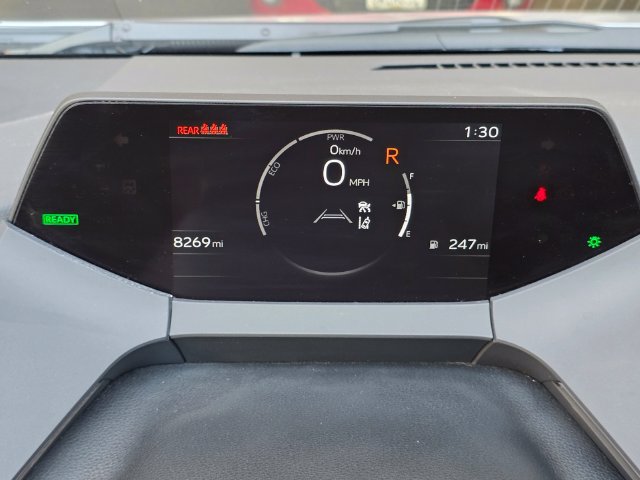 Used 2024 Toyota Prius XLE FWD image 29