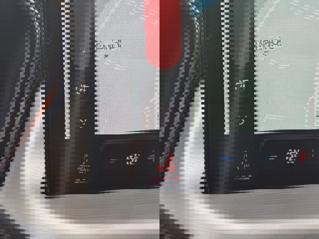 Used 2023 Ford Escape Platinum w/ Premium Technology Package image 12