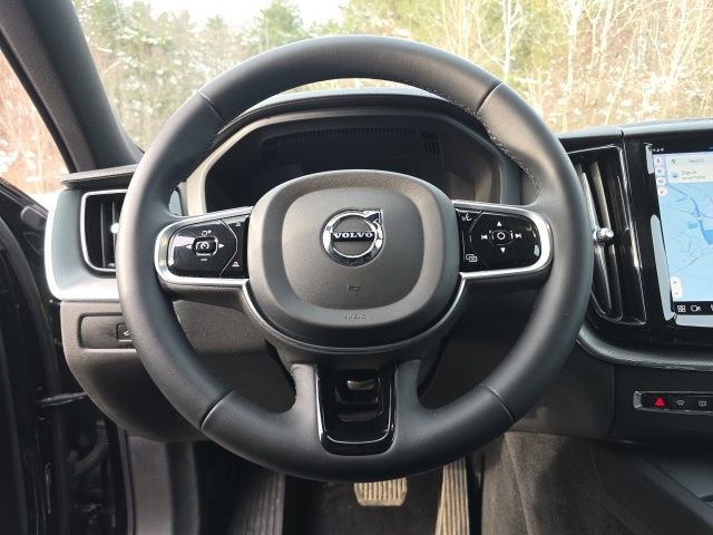 Certified 2023 Volvo XC60 B6 Ultimate w/ Protection Package Premier image 30