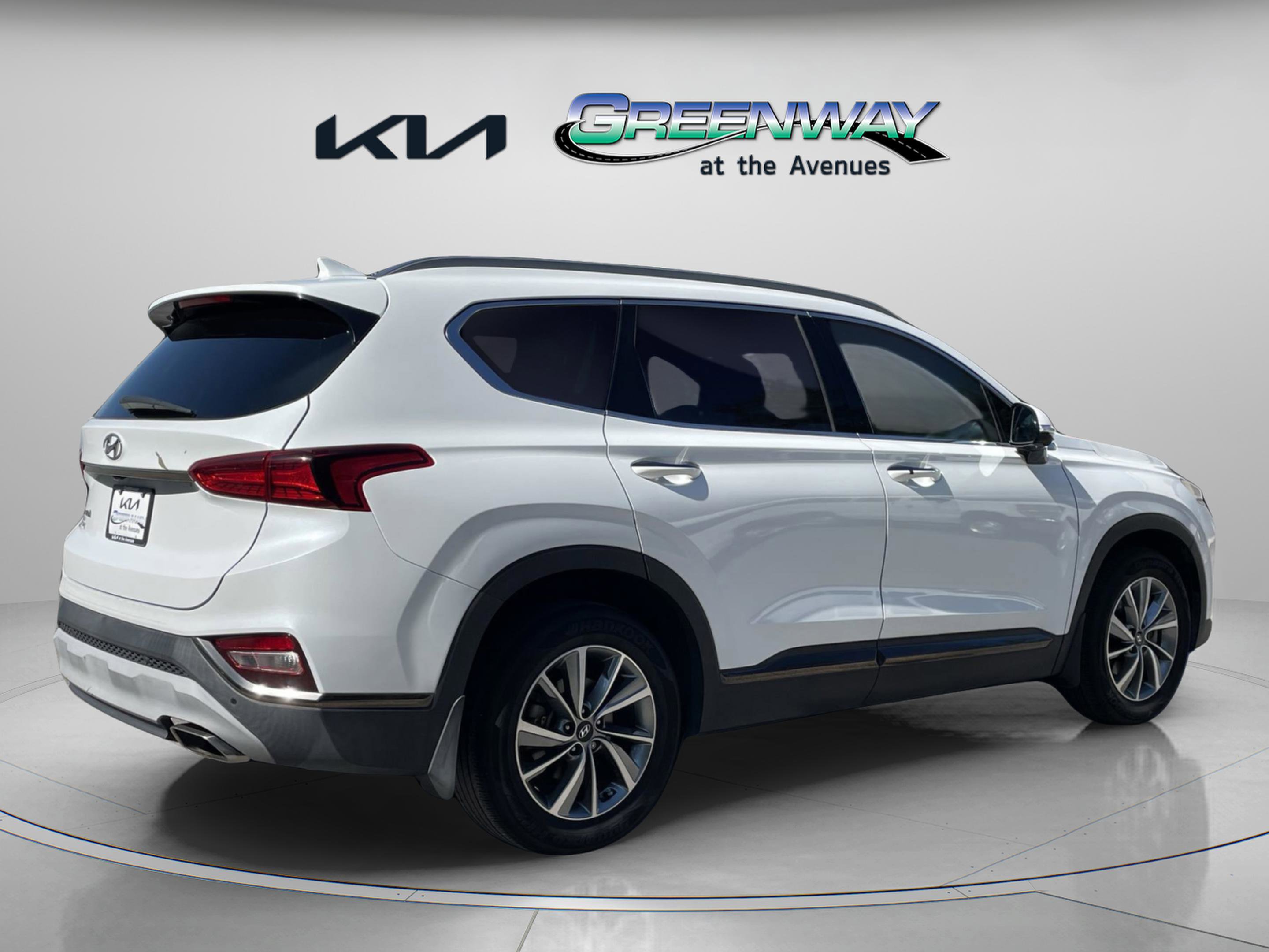 Used 2020 Hyundai Santa Fe Limited image 4