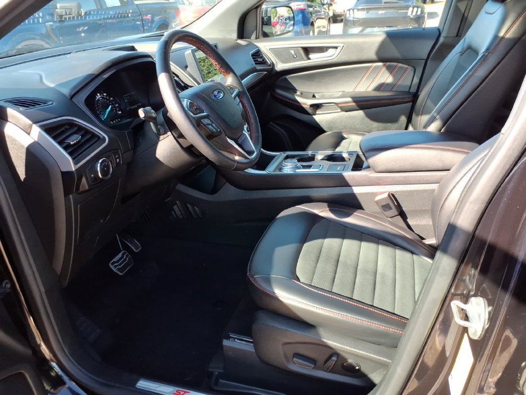 Used 2023 Ford Edge ST-Line AWD/4WD image 10